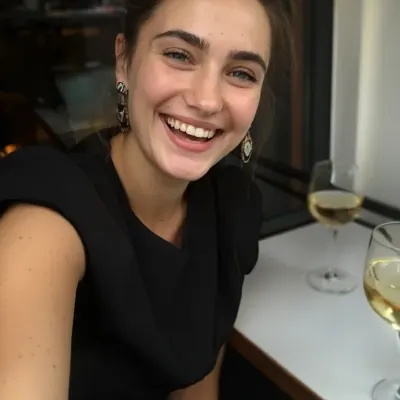 Яркая Эвелина